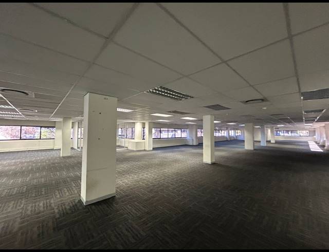 1,929M² OFFICE TO LET IN SANDTON CENTRAL